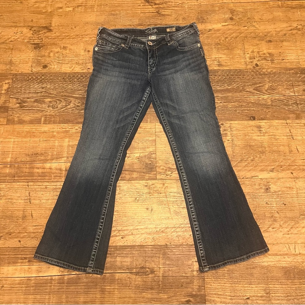 Silver Jeans Dark Indigo Flare bootcut Suki  Jeans